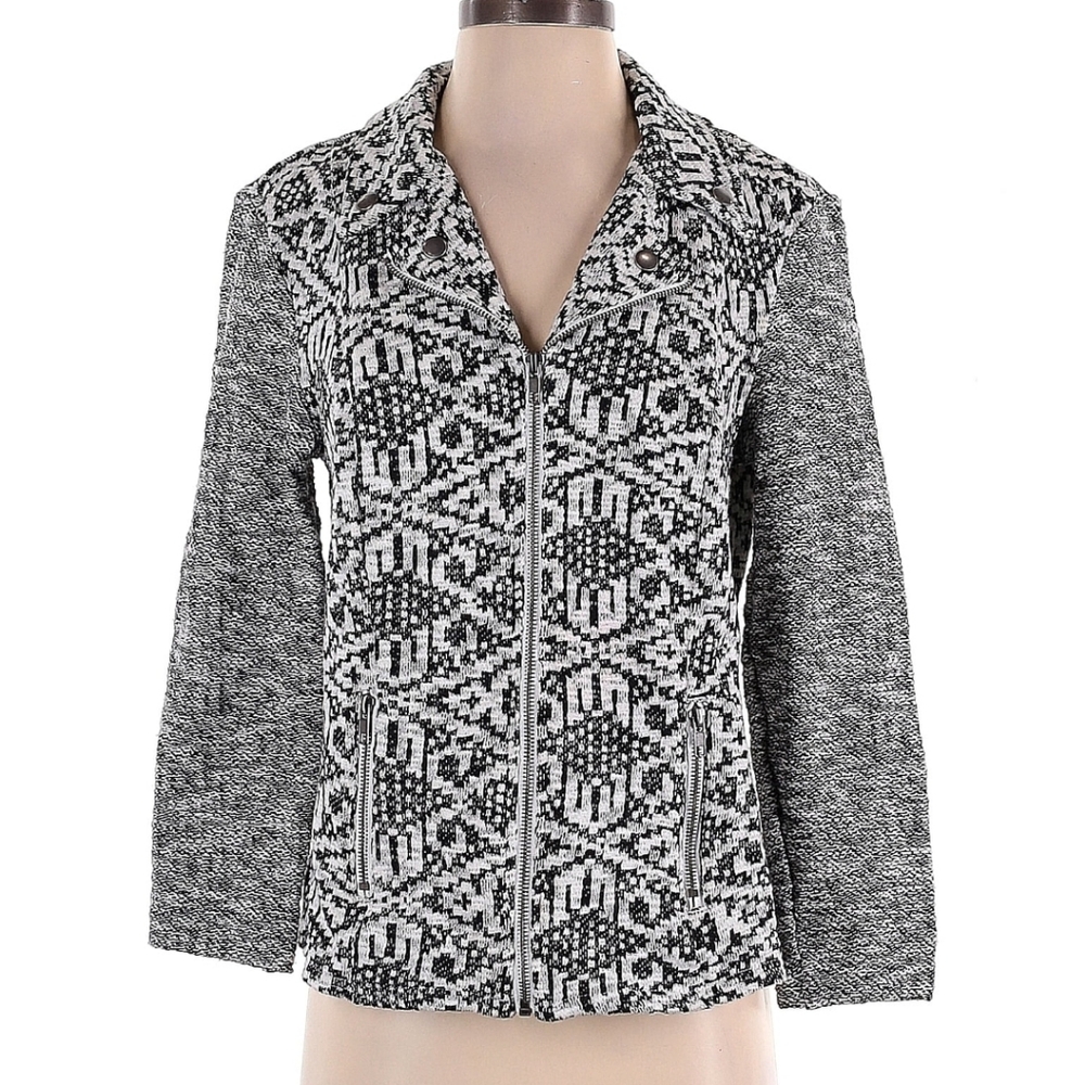 10 Items/$10 Style & Co. Black and White Patterned Jacket